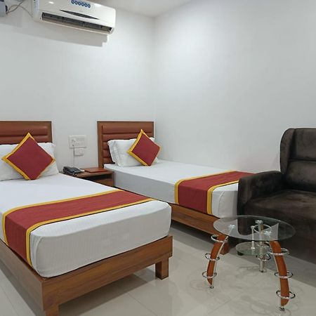 Hotel Executive Inn Hailakandi Kültér fotó