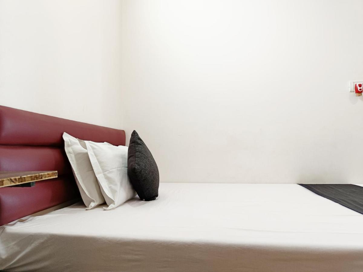 Hotel Executive Inn Hailakandi Kültér fotó