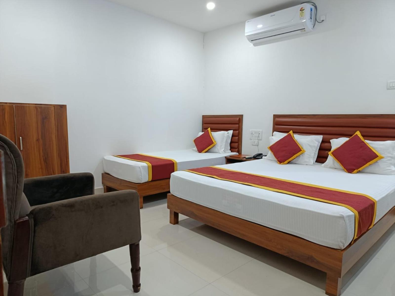 Hotel Executive Inn Hailakandi Kültér fotó