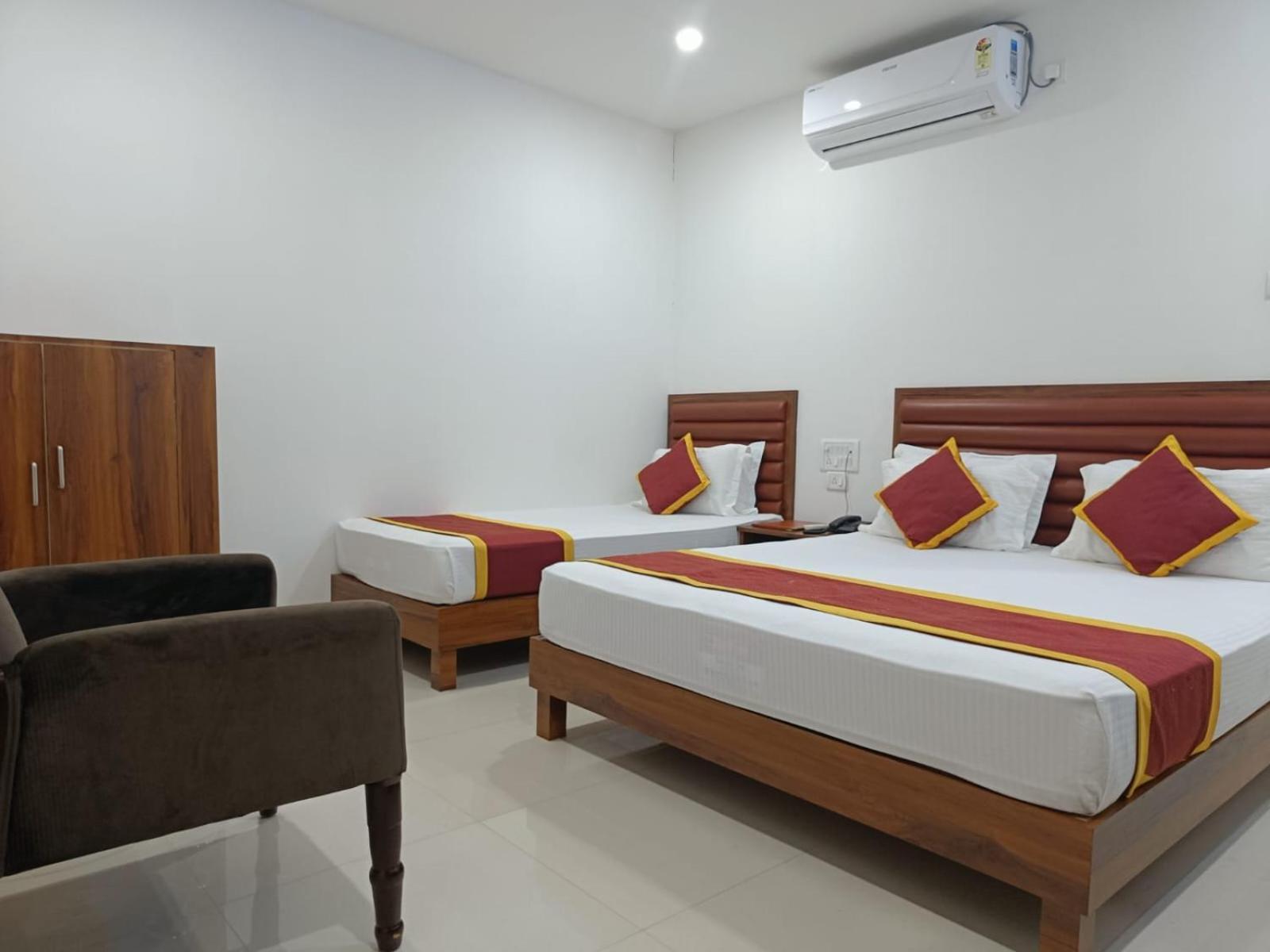 Hotel Executive Inn Hailakandi Kültér fotó