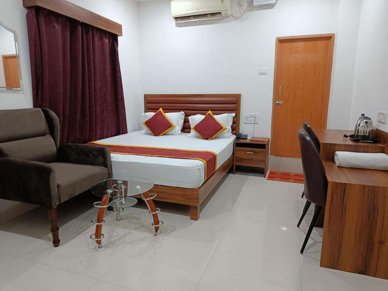 Hotel Executive Inn Hailakandi Kültér fotó