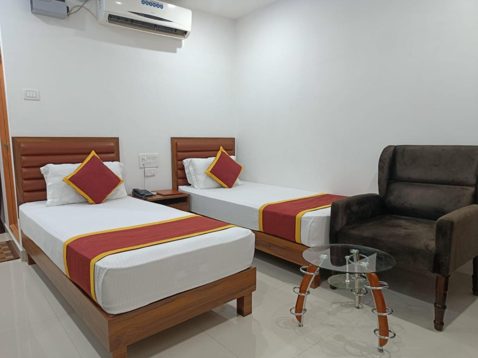 Hotel Executive Inn Hailakandi Kültér fotó