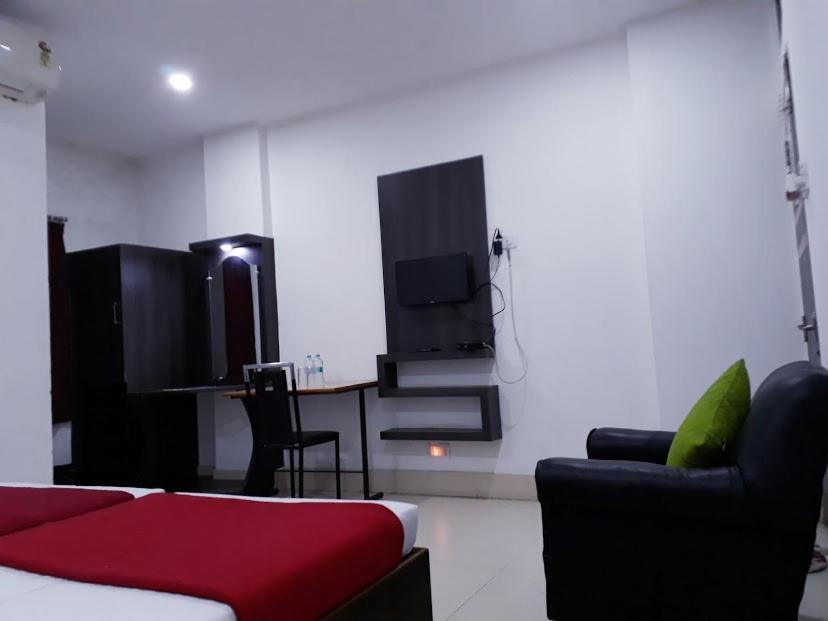 Hotel Executive Inn Hailakandi Szoba fotó